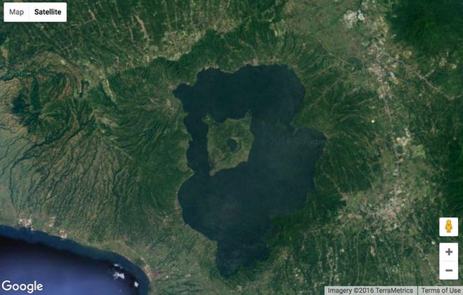 Những hình ảnh kì lạ nhất của Trái đất trên Google Earth - Ảnh 1.