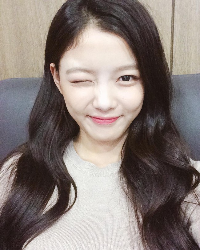Suzy, Park Shin Hye v&agrave; loạt sao nữ xứ H&agrave;n đang y&ecirc;u nhất những m&agrave;u son n&agrave;o? - Ảnh 14.