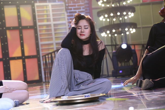 Đ&acirc;y l&agrave; chương tr&igrave;nh cuối c&ugrave;ng Vy Oanh chạm mặt Trấn Th&agrave;nh trước scandal tố bệnh ng&ocirc;i sao! - Ảnh 7.
