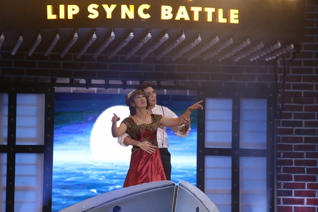 Lip Sync Battle: Thí sinh phá tan nát hình ảnh của Lip B - gà cưng Đông Nhi - Ảnh 17.