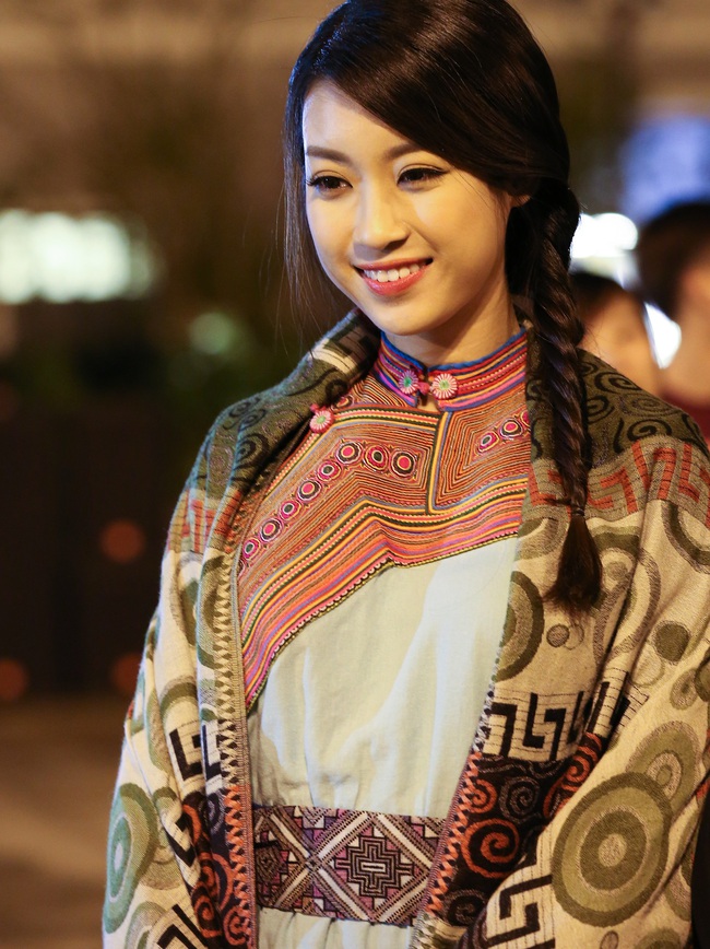 Hoa hậu Mỹ Linh lần đầu lấn sân làm MC Truyền hình - Ảnh 7.