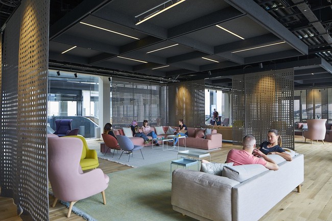 Kh&ocirc;ng phải kh&aacute;ch sạn 5 sao, đ&acirc;y l&agrave; trụ sở mới nhất của Google ở London - Ảnh 7.