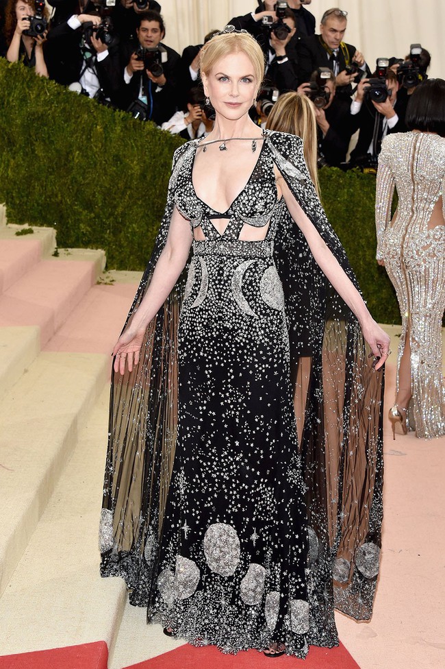 Met Gala 2016: Người đẹp cực độ, kẻ xấu đến tận cùng - Ảnh 9.