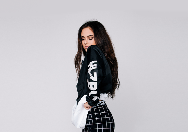 Hot girl 18 tuổi c&oacute; hơn 1 triệu fan nhờ sở hữu ngoại h&igrave;nh qu&aacute; giống Selena Gomez - Ảnh 21.