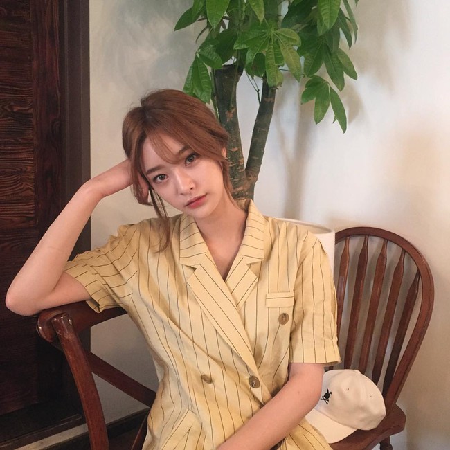 Bạn muốn mặt mình trông thon nhỏ hơn? Chỉ cần cắt 1 trong 3 kiểu tóc này mà thôi - Ảnh 13. Bạn muốn mặt mình trông thon nhỏ hơn? Chỉ cần cắt 1 trong 3 kiểu tóc này mà thôi - Ảnh 13.