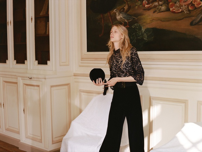 Ngắm lookbook mùa lễ hội siêu thời thượng và nổi bật của 3 thương hiệu bình dân - Ảnh 26. Ngắm lookbook mùa lễ hội siêu thời thượng và nổi bật của 3 thương hiệu bình dân - Ảnh 26.