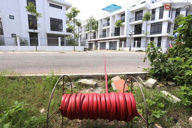 Biệt thự tiền tỷ ở H&agrave; Nội 2 năm kh&ocirc;ng c&oacute; nước sạch phục vụ sinh hoạt - Ảnh 7.