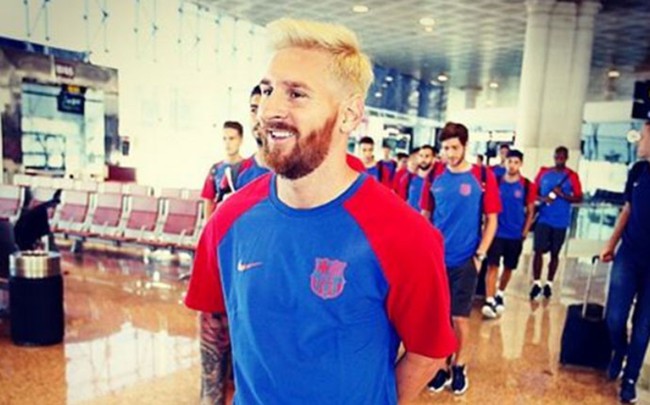 Messi kh&ocirc;ng phải l&agrave; người nghĩ ra kiểu t&oacute;c nhuộm d&acirc;n chơi khiến anh phải nhận mưa gạch - Ảnh 5.