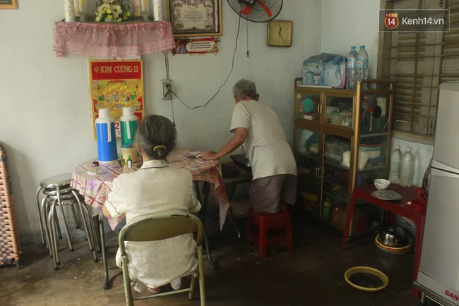 T&igrave;nh y&ecirc;u cảm động của người chồng cụt ch&acirc;n b&aacute;n v&eacute; số nu&ocirc;i vợ m&ugrave; - Ảnh 9.