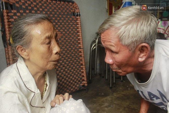 T&igrave;nh y&ecirc;u cảm động của người chồng cụt ch&acirc;n b&aacute;n v&eacute; số nu&ocirc;i vợ m&ugrave; - Ảnh 6.