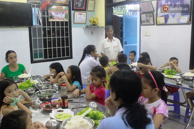 Chuyện về một người cha xây nghĩa trang cho hàng nghìn thai nhi và nhận nuôi trẻ mồ côi ở Nha Trang - Ảnh 16.