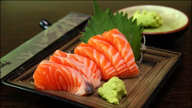 Nghiện ăn sashimi, người đàn ông phát hiện cơ thể chứa đầy sán dây - Ảnh 3.