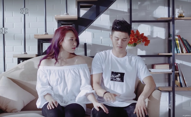 Mỹ T&acirc;m h&oacute;a b&agrave; l&atilde;o gi&agrave; nua để truyền tải sự chung thủy trong MV mới toanh! - Ảnh 2.
