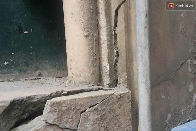 Thấp thỏm suốt nhiều năm khi sống gần ng&ocirc;i nh&agrave; nghi&ecirc;ng chờ sập ở H&agrave; Nội - Ảnh 8.