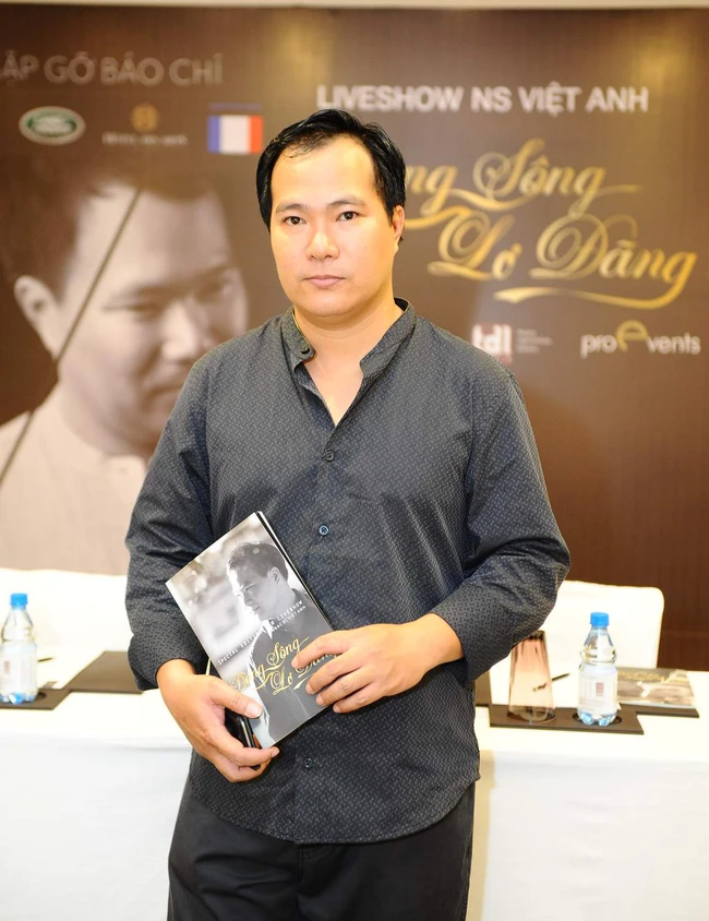 Đàm Vĩnh Hưng đòi cát-xê đặc biệt khi tham gia liveshow nhạc sĩ Việt Anh - Ảnh 1.