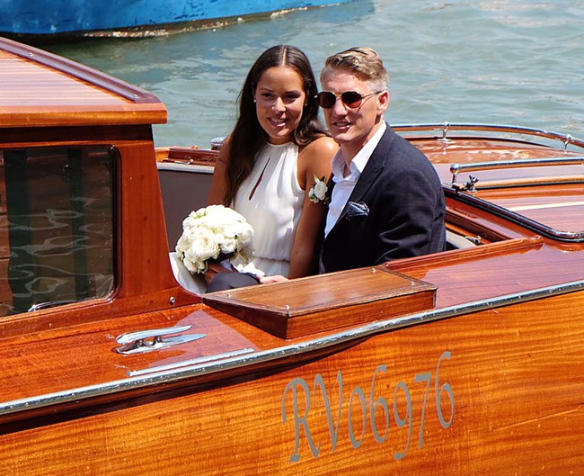 Bastian Schweinsteiger tổ chức đám cưới lãng mạn với mỹ nhân làng banh nỉ - Ảnh 6.