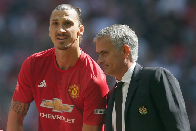 Man Utd biệt đãi lão tướng Ibrahimovic - Ảnh 1.