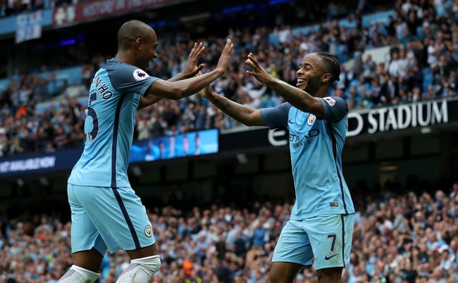 Sốc: 22 cầu thủ ra s&acirc;n ở trận derby th&agrave;nh Manchester c&oacute; gi&aacute; gần 1 tỷ đ&ocirc; la - Ảnh 1.