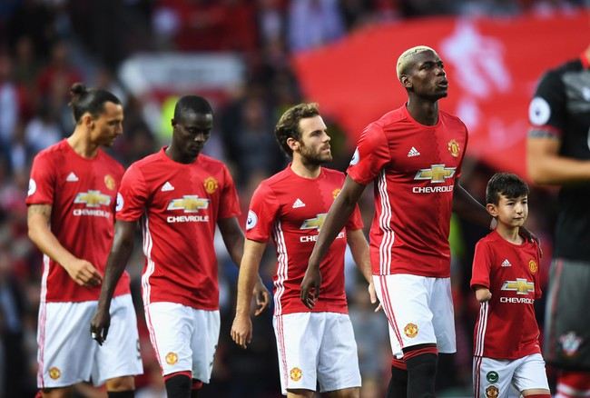 Chơi trội, Pogba nhuộm t&oacute;c theo phong c&aacute;ch... rắn độc - Ảnh 4.