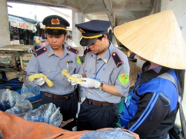 Truy cứu hình sự việc sử dụng vàng ô trong thực phẩm - Ảnh 1.