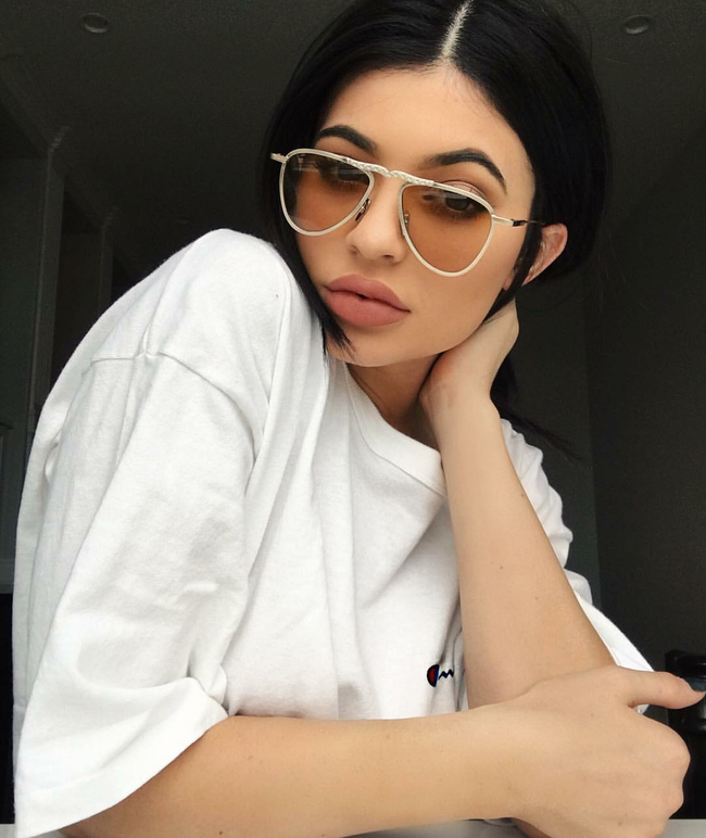 Điều gì đã khiến Kylie Jenner trở thành hot girl số 1 Hollywood? - Ảnh 11.