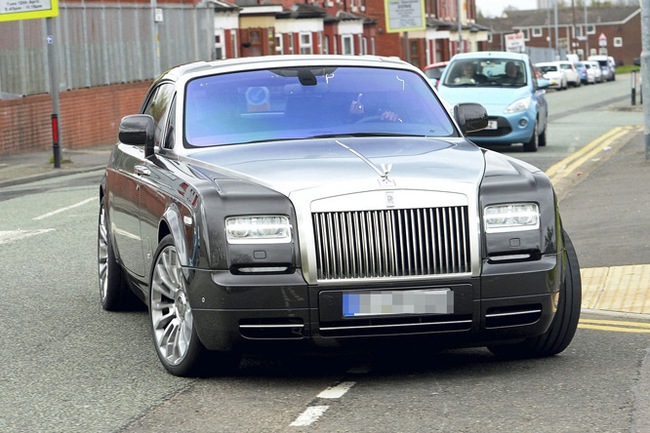 2016 RollsRoyce Phantom Coupe Specs Price MPG  Reviews  Carscom