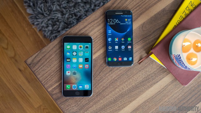 Ngo&agrave;i iPhone SE, c&ograve;n tới... 3 chiếc iPhone nữa ra l&ograve; trong năm nay - Ảnh 3.