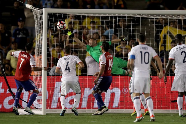 Thủ môn Arsenal cứu thua không tưởng tại Copa America - Ảnh 4.