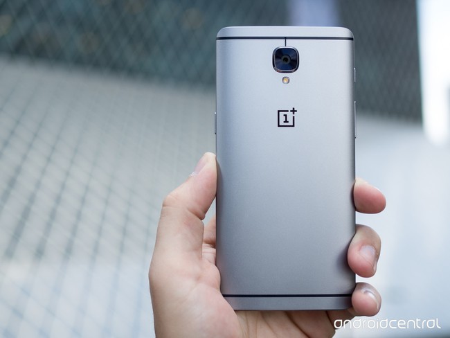 Đ&ecirc;m qua, một chiếc smartphone đẹp, th&ocirc;ng số khủng v&agrave; gi&aacute; tốt đ&atilde; tr&igrave;nh l&agrave;ng - Ảnh 3.