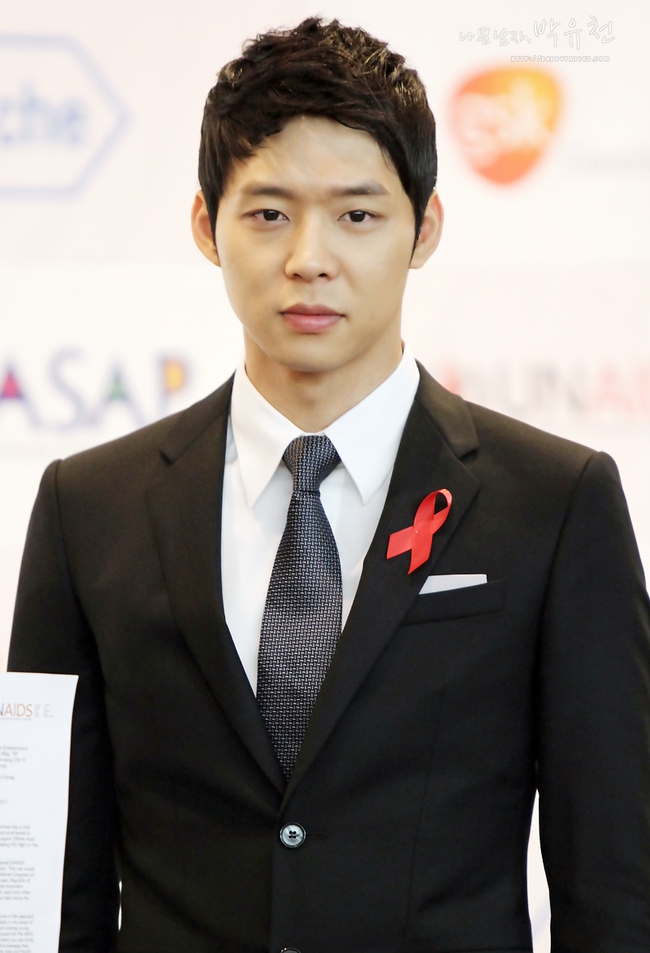 Cảnh s&aacute;t nghi ngờ 4 nạn nh&acirc;n trong vụ Yoochun (JYJ) bị giật d&acirc;y bởi x&atilde; hội đen - Ảnh 1.
