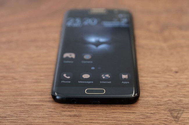 Loạt smartphone ch&iacute;nh h&atilde;ng về Việt Nam th&aacute;ng 7 n&agrave;y - Ảnh 1.