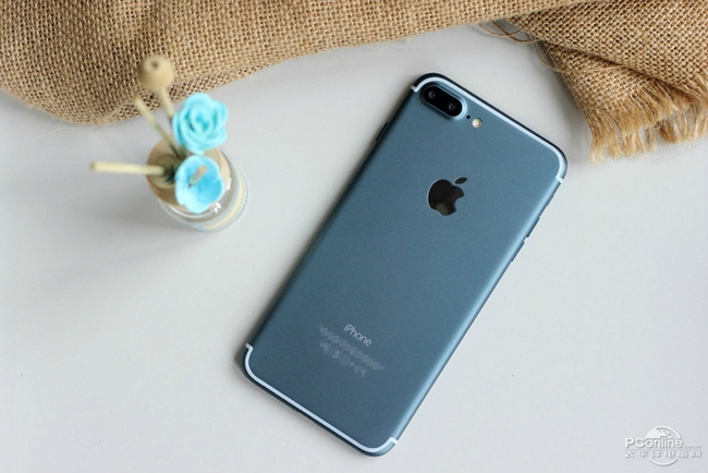 Cận kề giờ G, giá iPhone 7 và iPhone 7 Plus bất ngờ bị lộ - Ảnh 2.