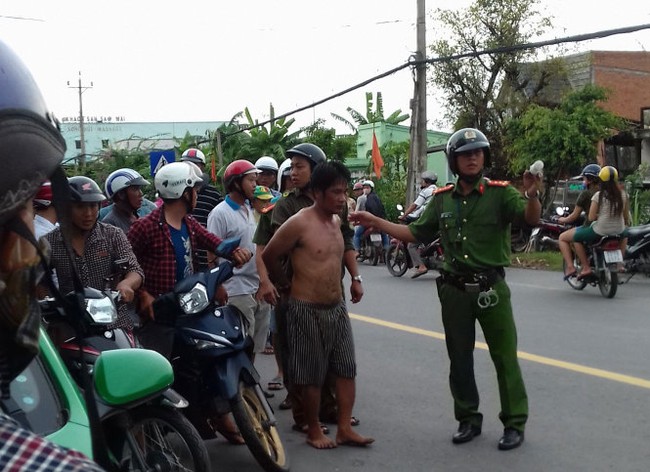 Nghi án ngáo đá cướp taxi Mai Linh tại Tiền Giang - Ảnh 1.