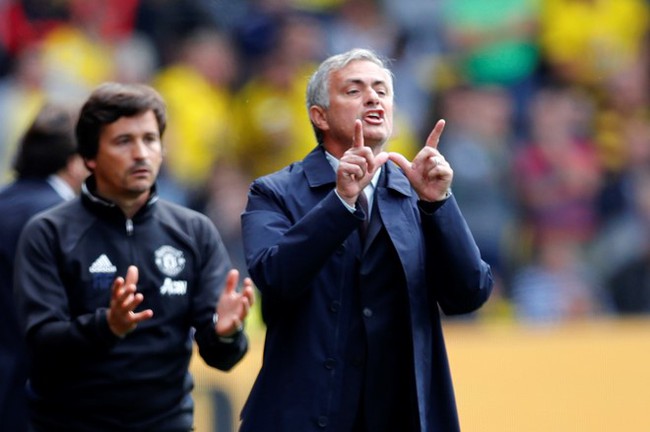 Nhà cái châu Âu tăng tỷ lệ MU sa thải Jose Mourinho - Ảnh 1.