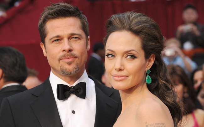 Angelina Jolie và Brad Pitt: Cặp sao hạng A... mù công nghệ - Ảnh 1.