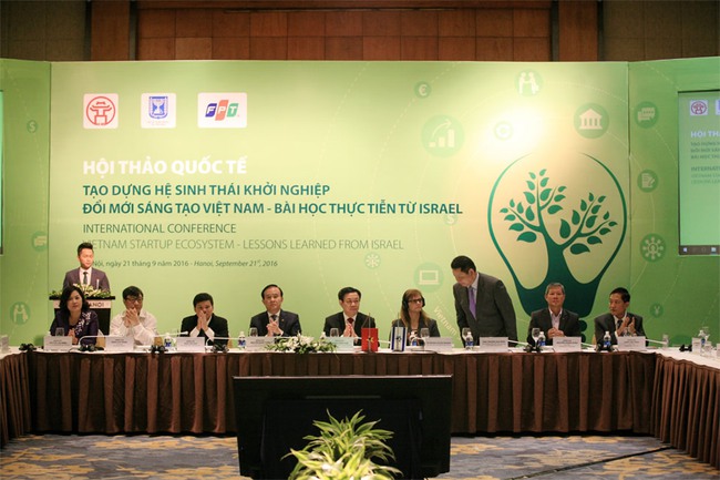 Ph&oacute; thủ tướng Vương Đ&igrave;nh Huệ: Ch&uacute;ng ta cần học văn h&oacute;a chấp nhận thất bại v&agrave; rủi ro nhưng khởi nghiệp l&agrave; kh&ocirc;ng ngừng - Ảnh 2.