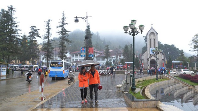 ​Gi&oacute; bấc đầu m&ugrave;a, Sa Pa r&eacute;t s&acirc;u  - Ảnh 1.