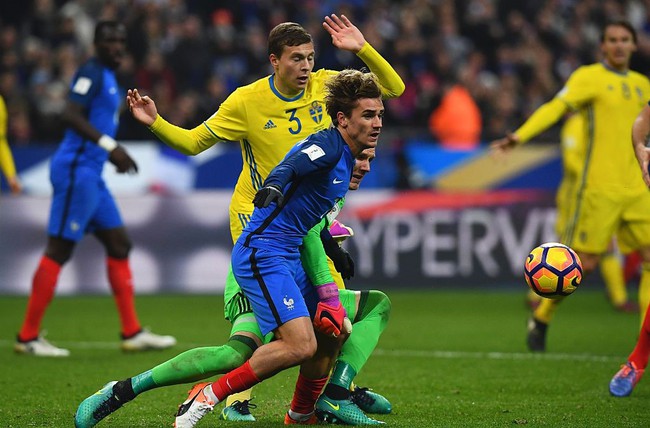 Pogba ghi bàn giúp Pháp ngược dòng trước Thụy Điển - Ảnh 3.