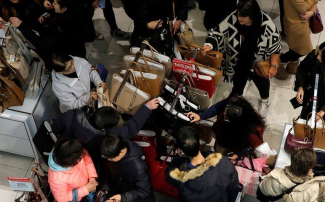 B&iacute; mật trong ng&agrave;y lễ Black Friday Việt Nam - Ảnh 1.