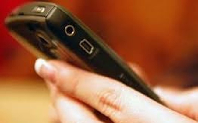 B&eacute; 12 tuổi bị đe dọa v&igrave; khuy&ecirc;n bạn kh&ocirc;ng quan hệ với thanh ni&ecirc;n 17 tuổi - Ảnh 1.