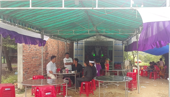  Ăn nhầm bả ch&oacute;, một người đ&agrave;n &ocirc;ng tử vong thương t&acirc;m  - Ảnh 1.