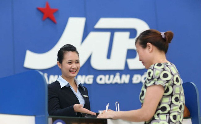 Hậu trường thưởng Tết của ng&agrave;nh hot nhất Việt Nam - Ảnh 1.