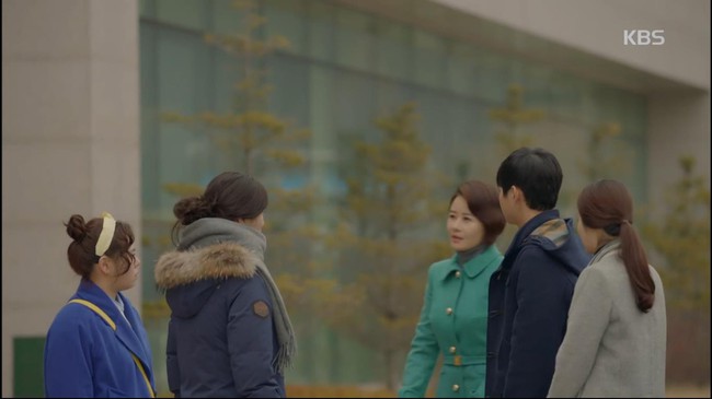 Uncontrollably Fond: Im Joo Hwan bỏ trốn khỏi lễ đ&iacute;nh h&ocirc;n chạy tới t&igrave;m Suzy - Ảnh 12.