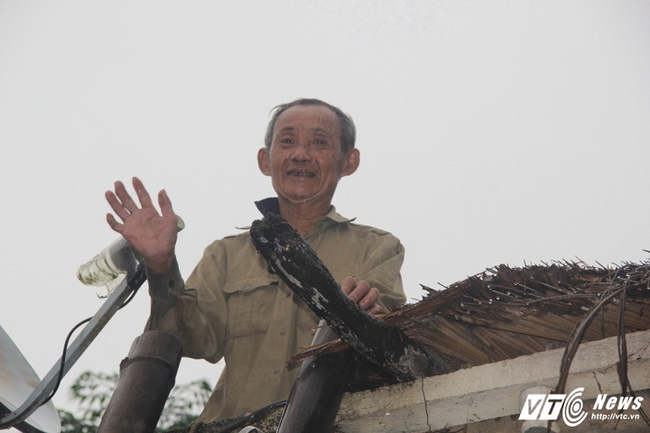 Đợt lũ trước đã cuốn trôi 50 con gà, lần này thì chẳng còn gì mà trôi nữa - Ảnh 11.