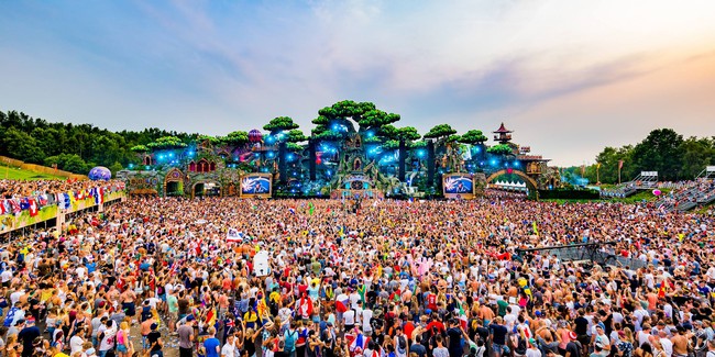 Lịch phát sóng trực tiếp 3 ngày đại nhạc hội Tomorrowland 2016 theo giờ Việt Nam - Ảnh 2.
