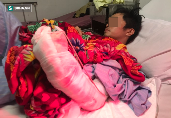 Sự thật bất ngờ vụ nam thanh ni&ecirc;n tự chặt tay đưa cho mẹ nấu ch&aacute;o ở Nghệ An - Ảnh 2.