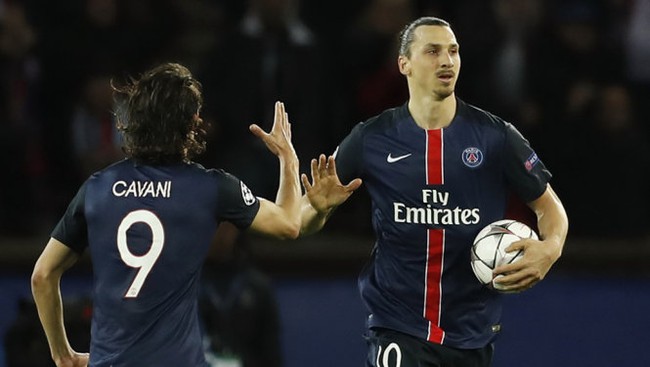 ​Ibrahimovic s&uacute;t hỏng penalty, PSG bị M.C cầm ch&acirc;n - Ảnh 4.