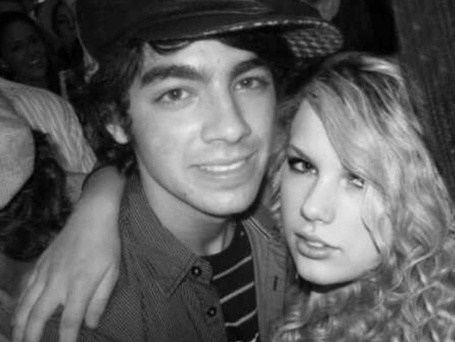 Taylor Swift đâu chỉ toàn nói xấu bạn trai cũ, cô cũng từng hạ mình vì một mối tình đẹp - Ảnh 3.