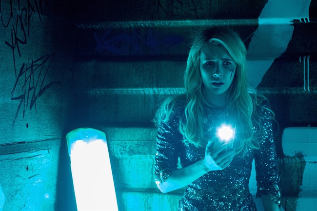 Nerve &ndash; Phim chuyển thể từ tiểu thuyết tuổi teen th&uacute; vị hơn Twilight - Ảnh 4.