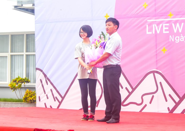 Tân học sinh THPT Chuyên Nguyễn Huệ được truyền cảm hứng trong ngày hội Inspiration 2016 - Ảnh 3.